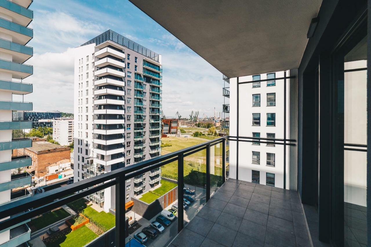 Pobookowane Stocznia Apartments Гданск Екстериор снимка