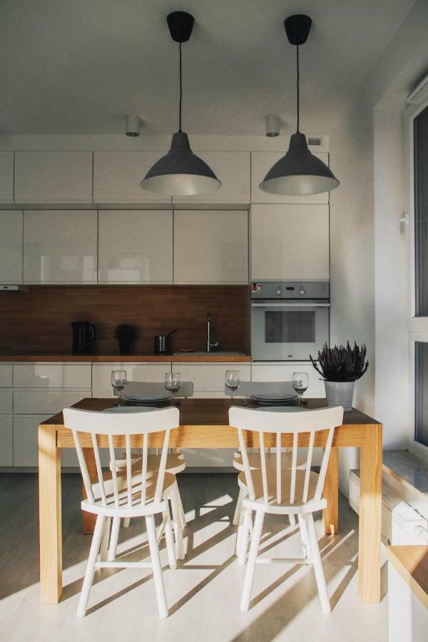 Pobookowane Stocznia Apartments Гданск Екстериор снимка